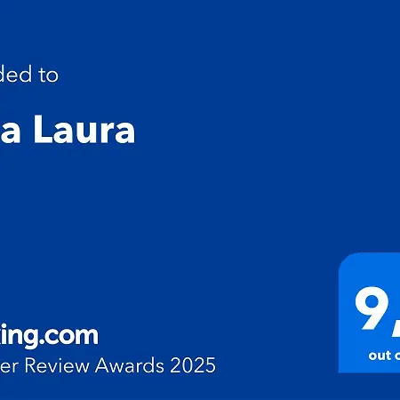 Laura *